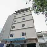 Oyo 616 Express Inn