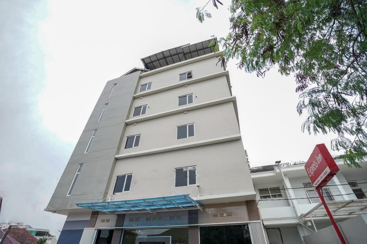 Oyo 616 Express Hotel 2*